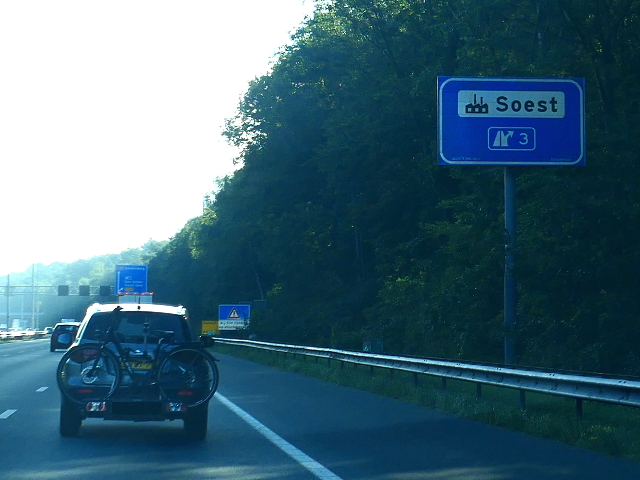 P1130830a28nx3