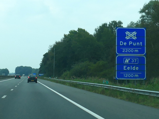 P1140031a28zx37
