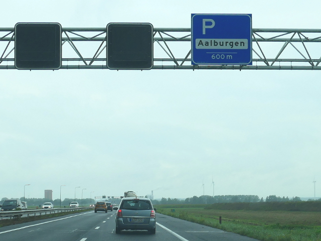 P1140676a12waalburgen