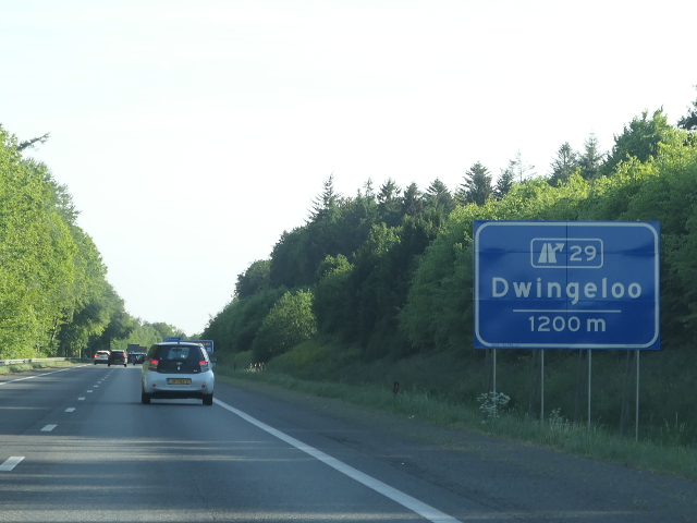 P1280005a28zx29