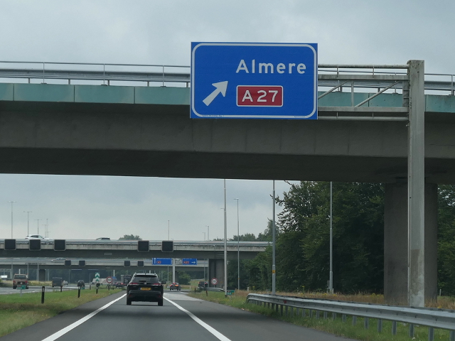 P1290612a1oeemnes