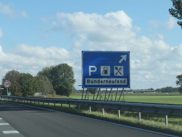 P1310446a7nbunder