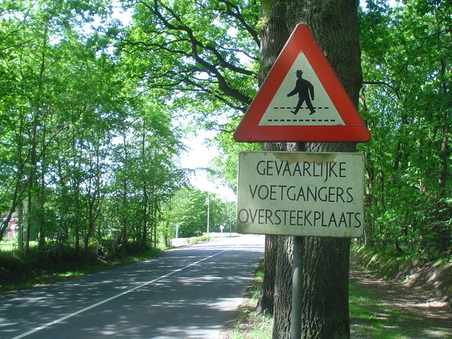 DSC00095gevaarlijkevoetg