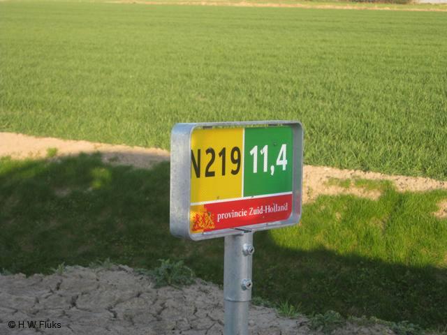 n219hm114