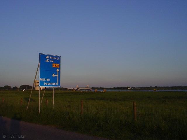 n229