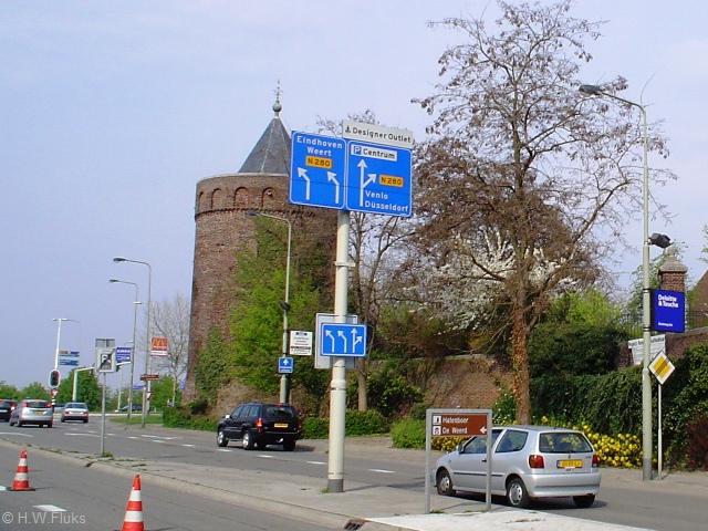n280