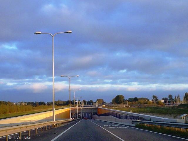 n302tunnelh