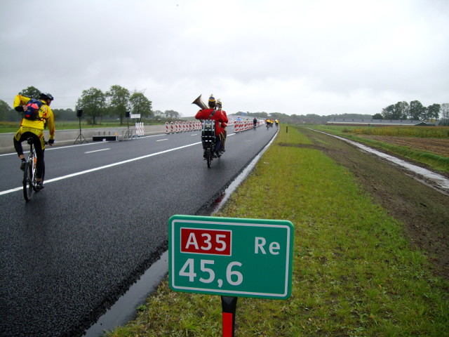 IMGP2019a35opening