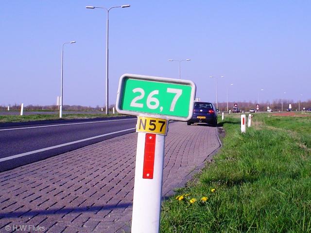 n57hmDSC03931