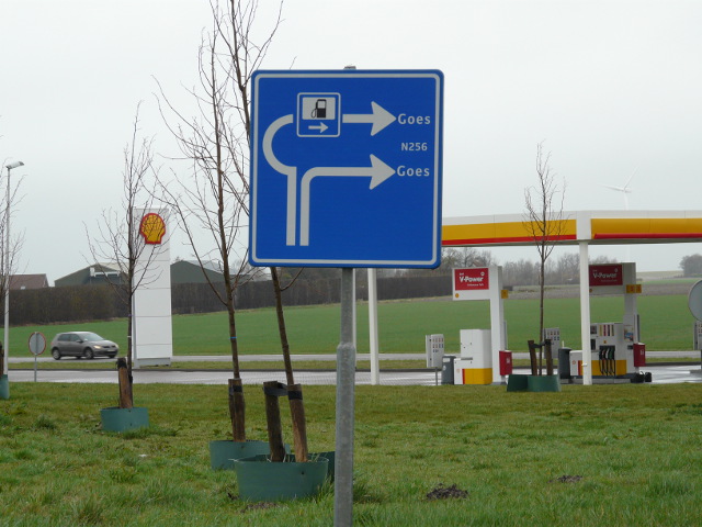 P1300569n256tanken