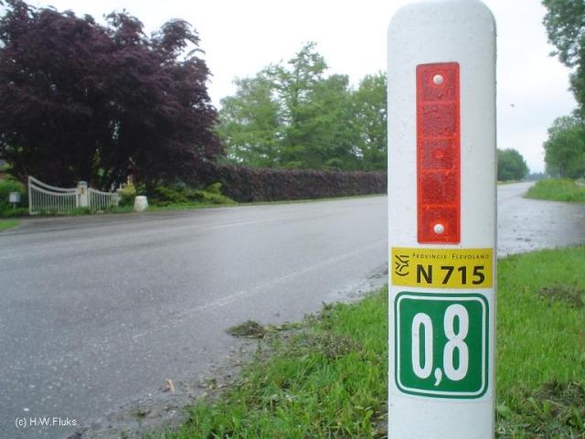 n715