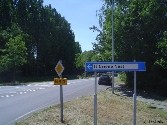 n913