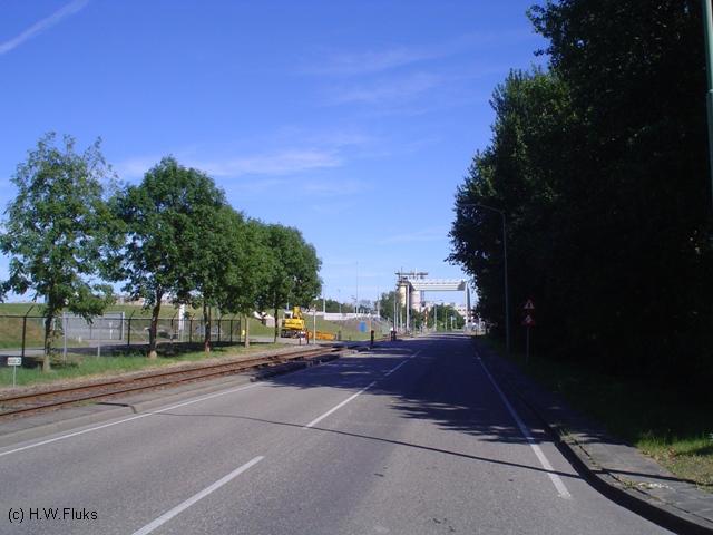 n990