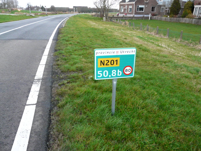 P1210244n201busbaan