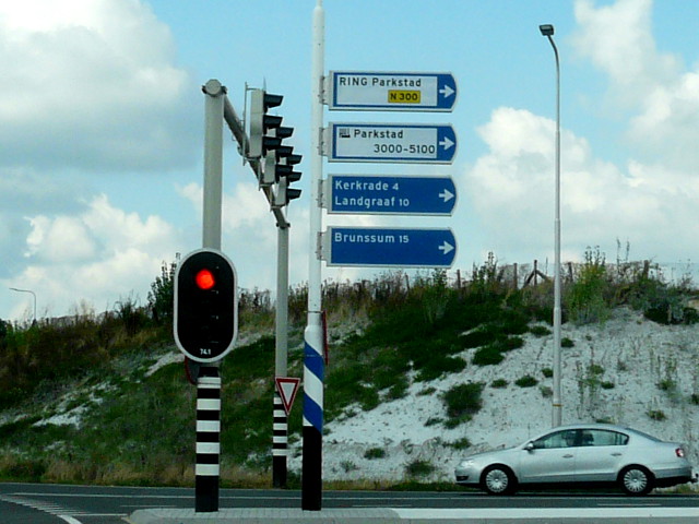 P1270863n300