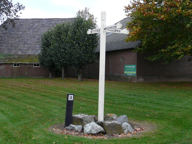 P1010133antieknetterden