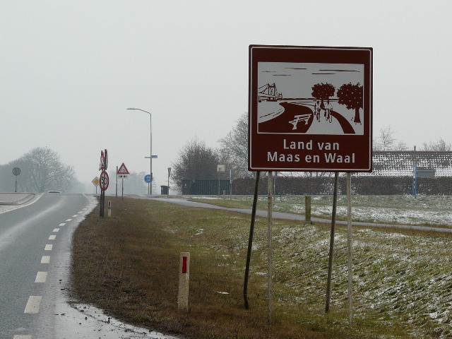 P1300264bruinlandvanmaasenwaal