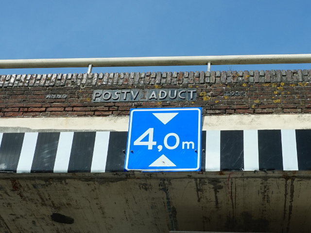 DSC01014a44postviaduct