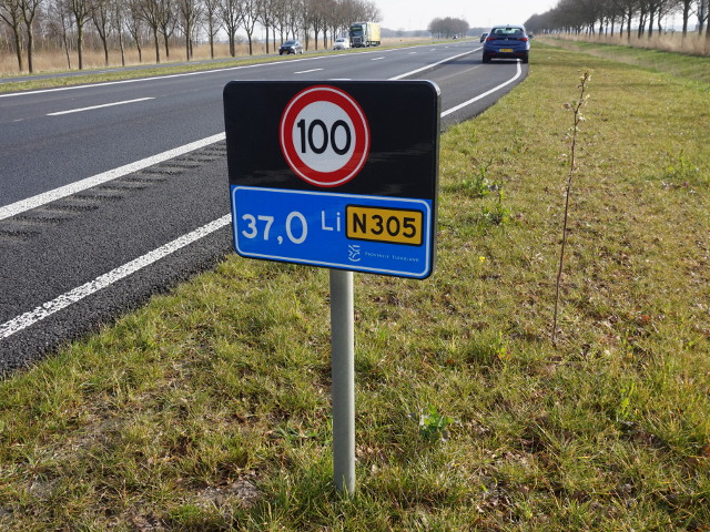 DSC06835n305blauw