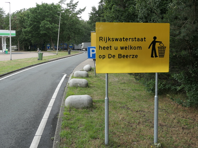 P1100012vzpdebeerzewelkom