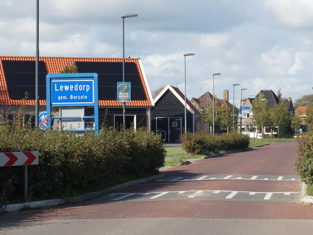 DSC04390lewedorp_b