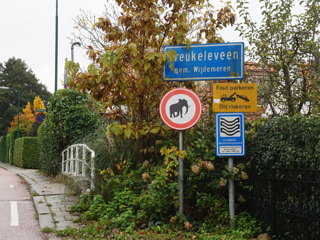 DSC06975breukeleveenolifantenverboden_n