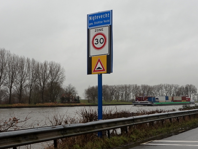DSC00989nigtevecht_b