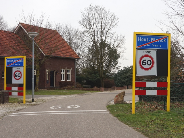 DSC02062houtblerick_e