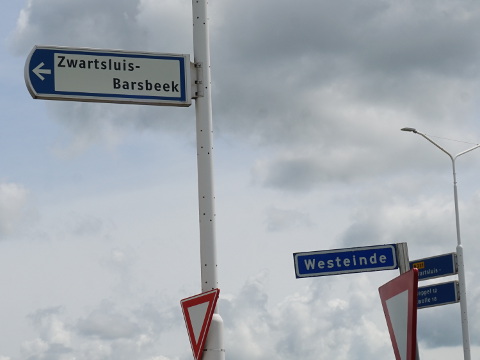 DSC00335zwartsluisbarsbeek_ww