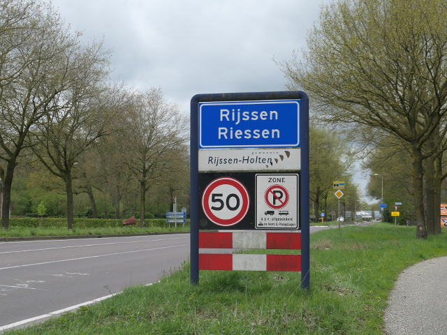 P1020589rijssenriessen_b