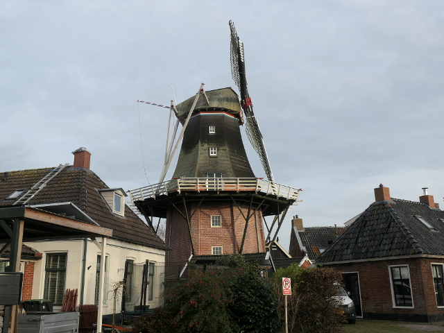 P1330001onderdendam_z