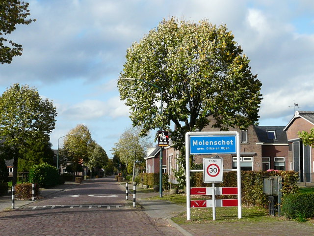 P1010172molenschot