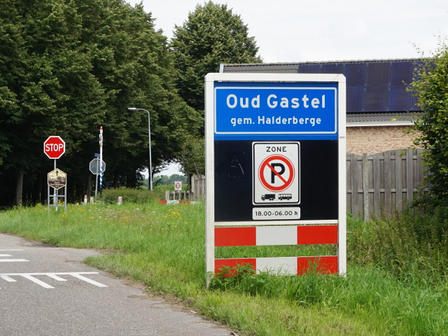 DSC09015oudgastel_b