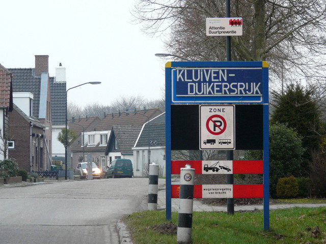 P1120974denhoutkluivenduikersrijk