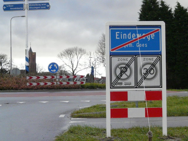 P1020169eindewege