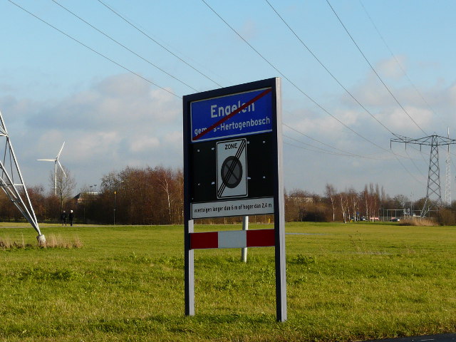 P1020384engelen