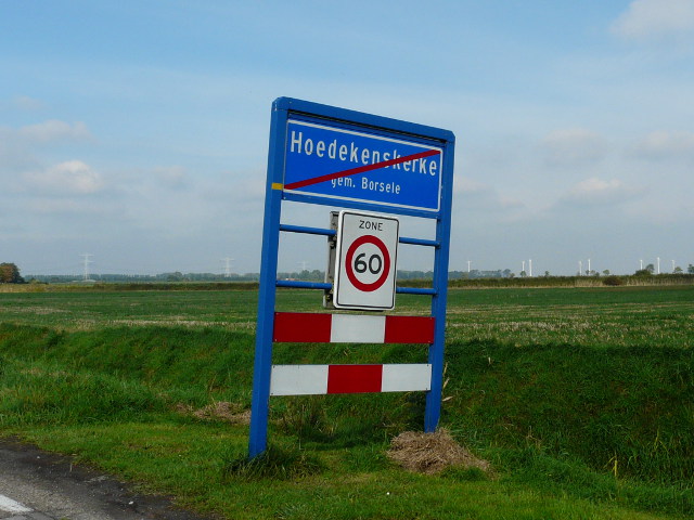 P1000589hoedekenskerke