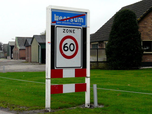 P1000829leersum