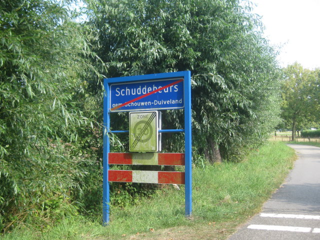 IMG_1915schuddebeurs