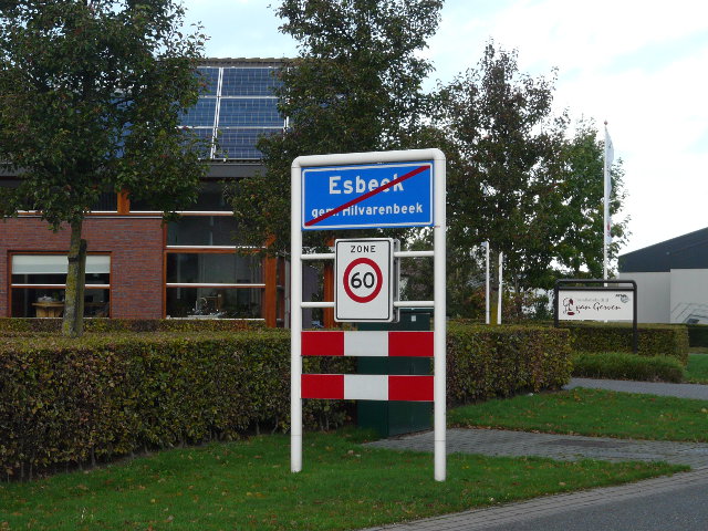 P1010193esbeek