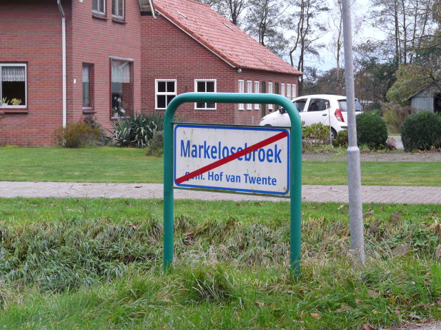 P1010412markelosebroek