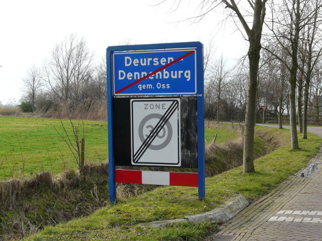 P1020690deursendennenburg