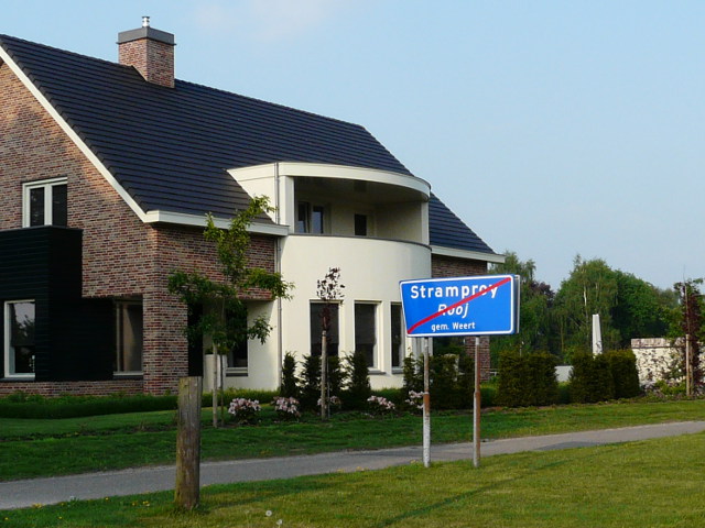 P1050684stramproy