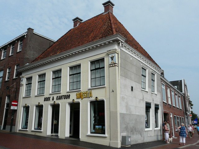 P1100355dokkum