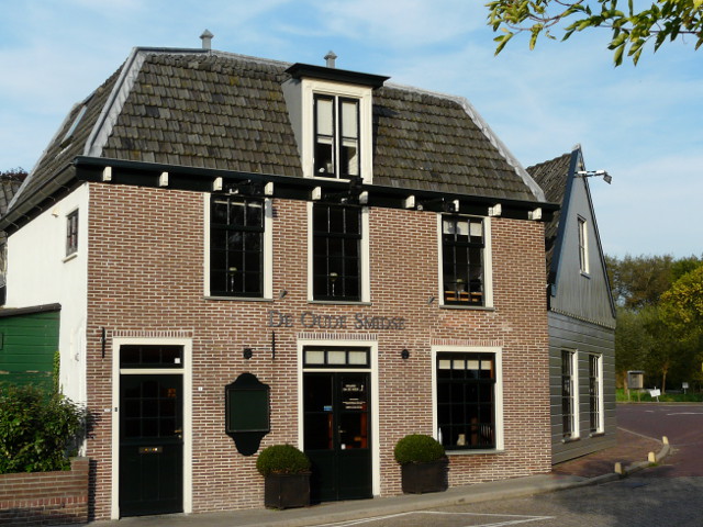 P1100571ouderkerk