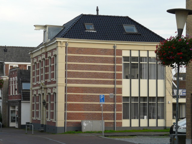 P1100588ouderkerk