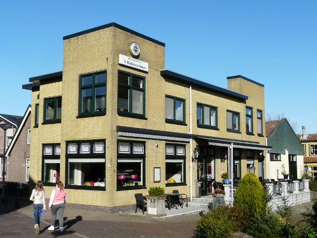 P1130823broekoplangedijk