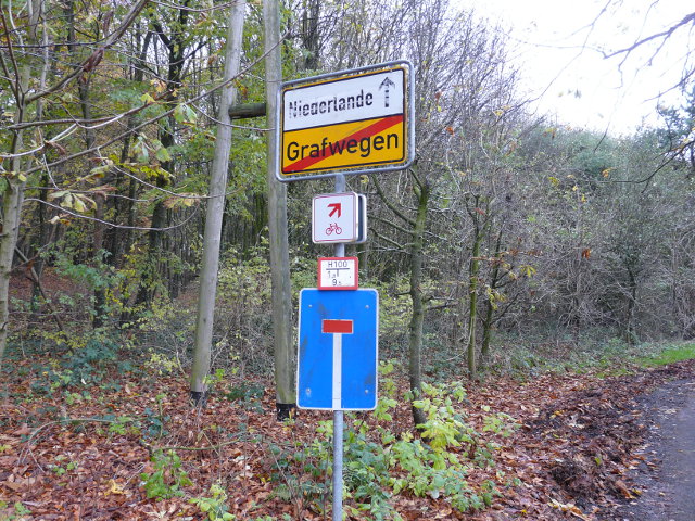 P1010712grafwegenduits