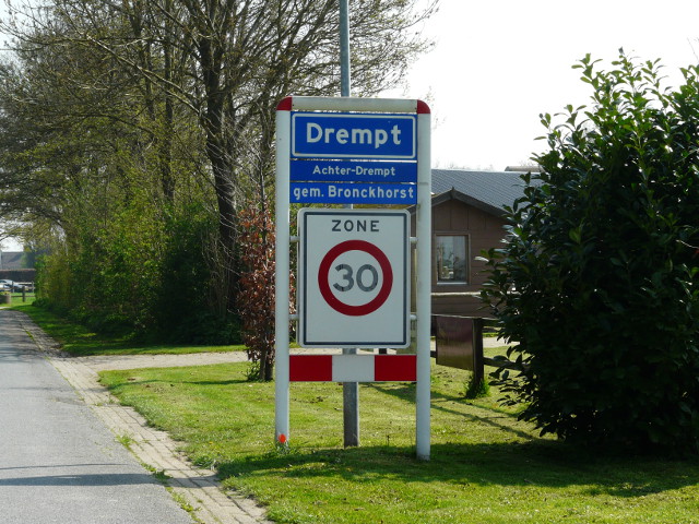 P1310432drempachterdrempt_b