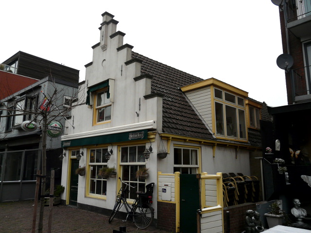 P1300245wijkaanzee